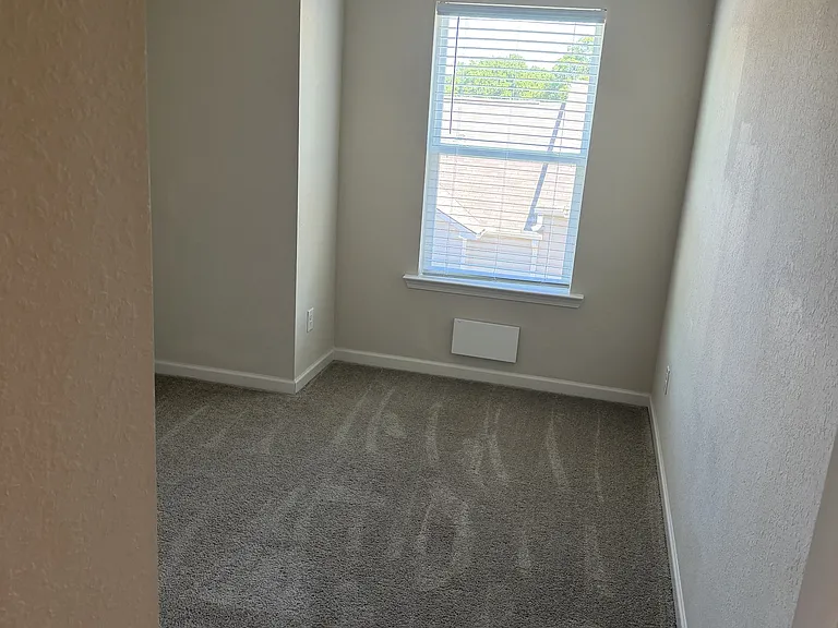 1410 Canopy Dr #1 — Photo 2