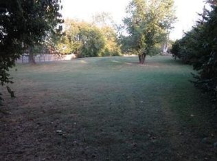 4464 Old Nicholasville Rd, Lexington, KY 40515
