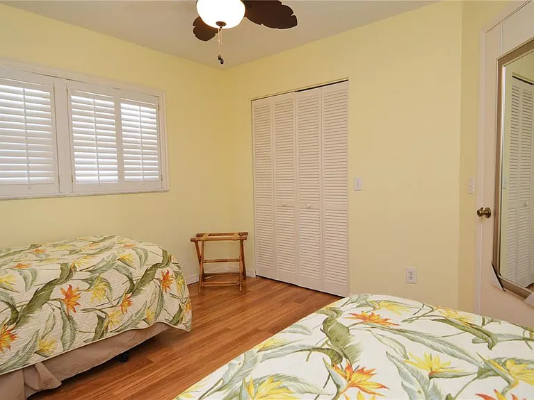 18650 Gulf Blvd #305 — Photo 50