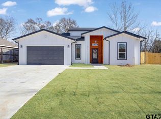 511 Cypress St, Pittsburg, TX 75686