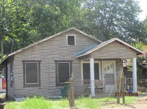 114 Marvin St — Photo 1