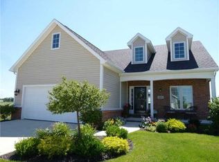 2431 Cross Ridge Rd, Perrysburg, OH 43551