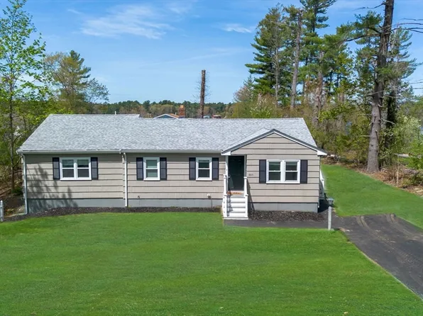 803 Center St, Pembroke, MA 02359