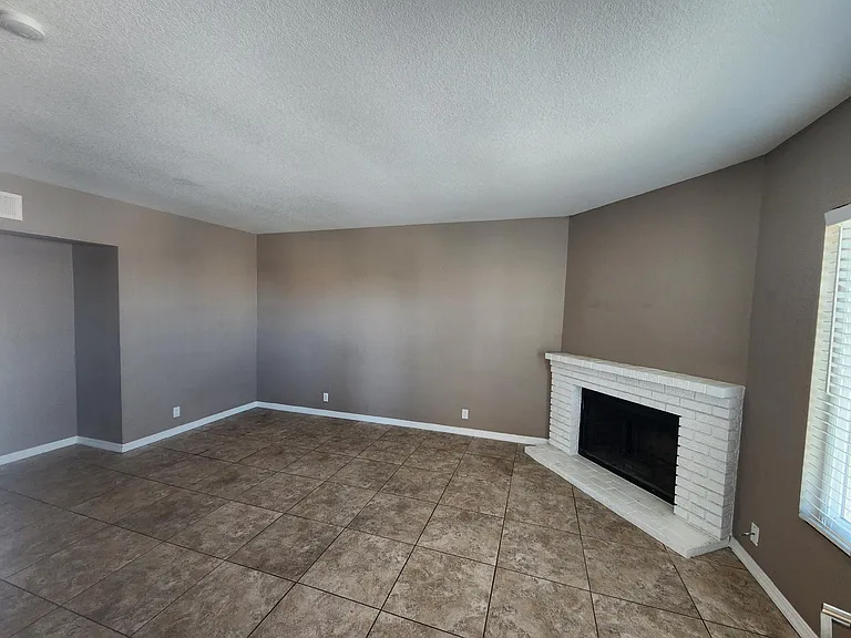 6229 Bellota Dr #C — Photo 4
