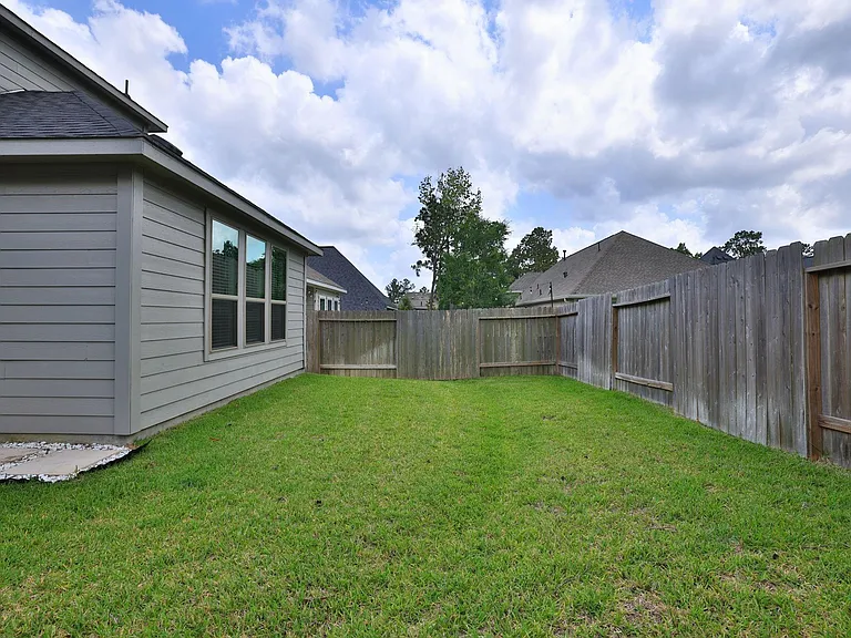 317 Rise Ln — Photo 38