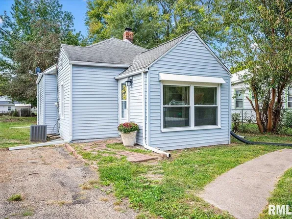 116 Linden St, East Peoria, IL 61611