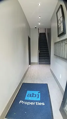 Rented by Uptown Flats LLC | media 35