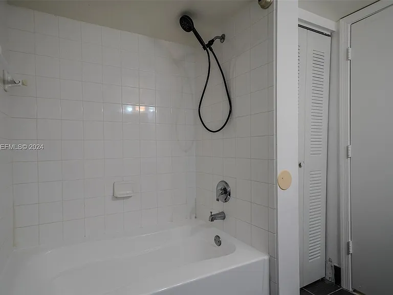 2113 Renaissance Blvd — Photo 14