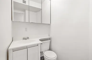 Rented by Mossanen Group