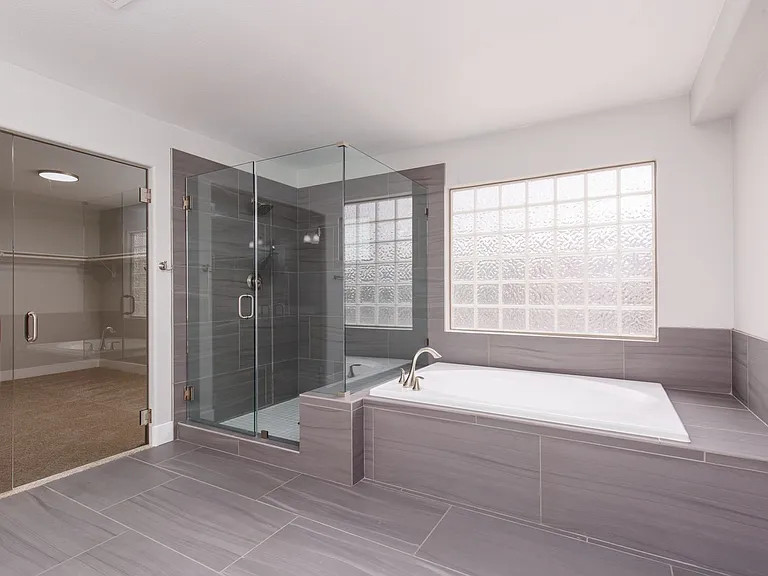 57 Ashby Hills Ct — Photo 31