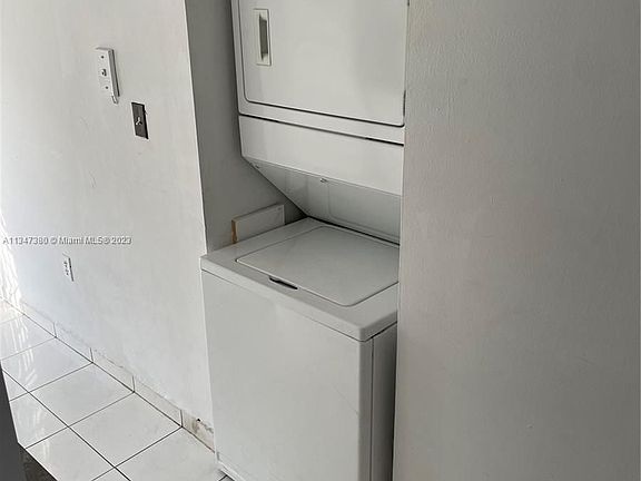 4th image of 5480 W 21st Ct APT 106