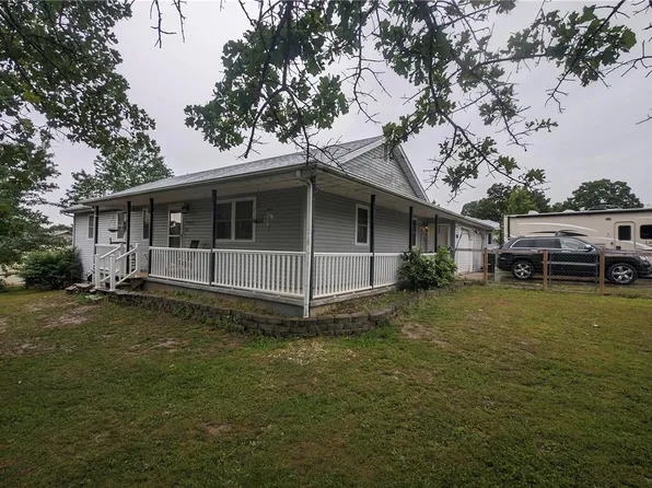 24355 Trolley Ln, Saint Robert, MO 65584