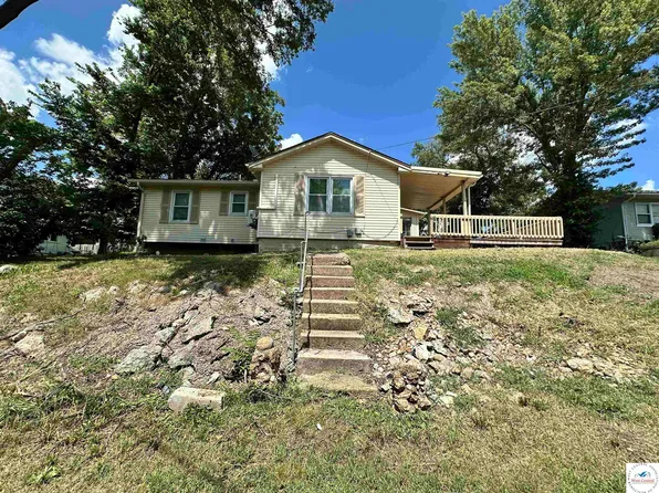 126 W Osage St, Warsaw, MO 65355