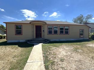 210 Aero Ave, Schertz, TX 78154