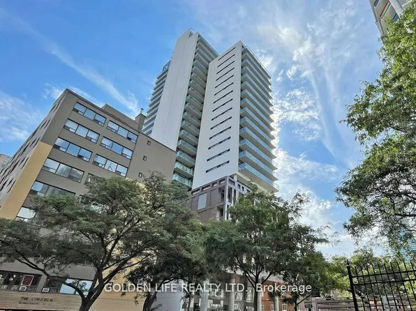 81 Wellesley St E #1201, Toronto, ON M4Y 0C5
