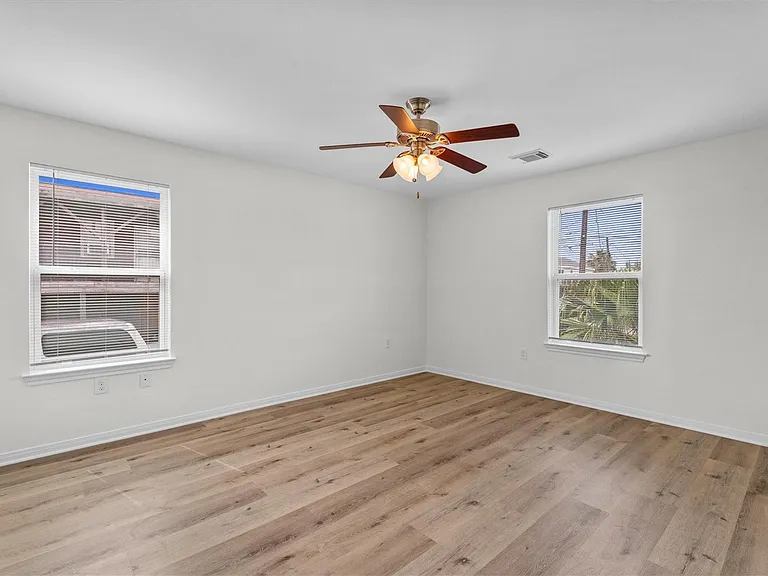 2331 Rue De Lafitte Dr — Photo 17