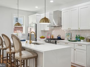 42 Good St, Philadelphia, PA 19119