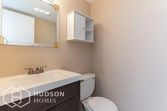 1 bed, 1.5 bath, 772 sqft, $1,650 — Photo 4