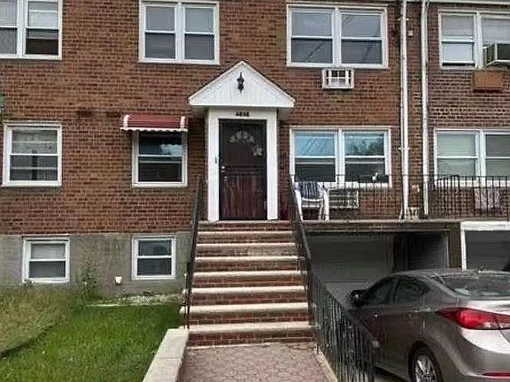 4th image of 6042 75th St #1
