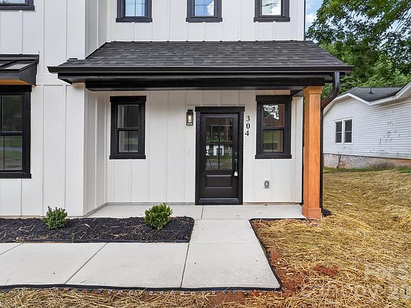 3rd image of 304 N 14th St