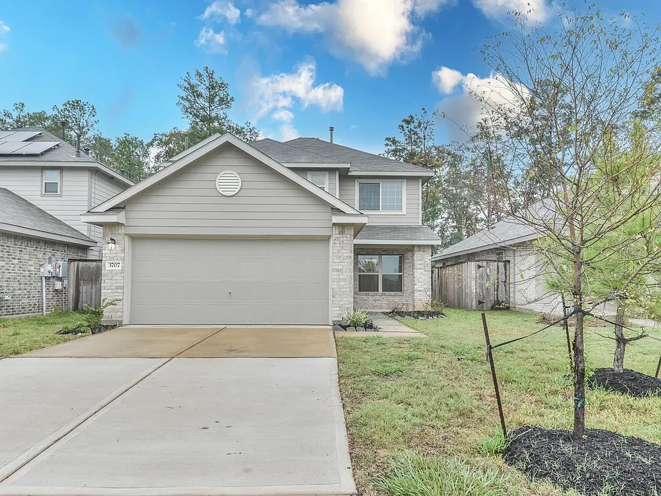 3707 Solanum Dr