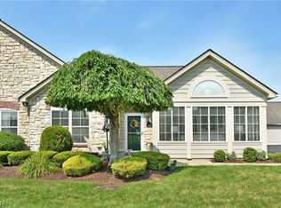 201 River Glen Dr NE, Warren, OH 44484