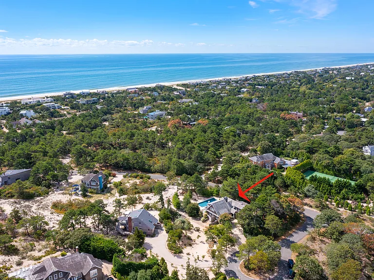 2 Castle Ct — Photo 33