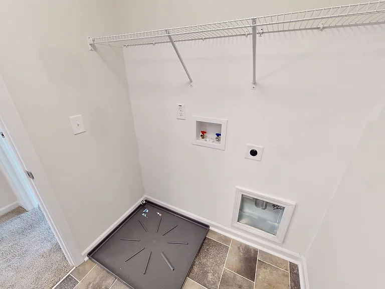 517 Phoenix Ln — Photo 24
