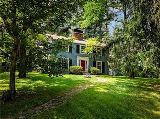 492 South St, Chardon, OH 44024