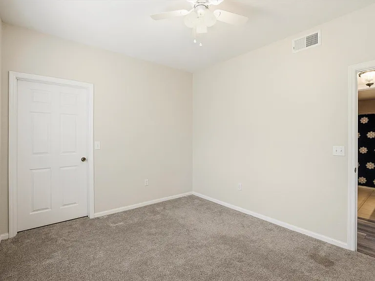 2801 Chancellorsville Dr #718 — Photo 30