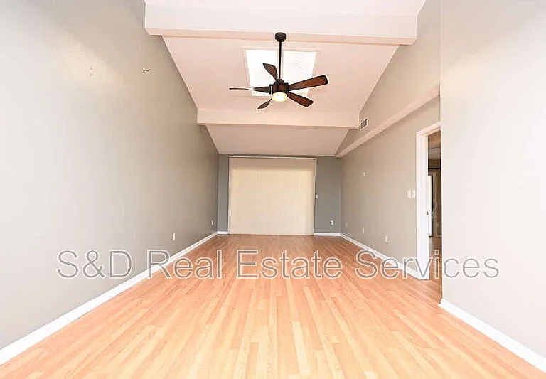 2025 Sylvester Rd #P3 — Photo 29