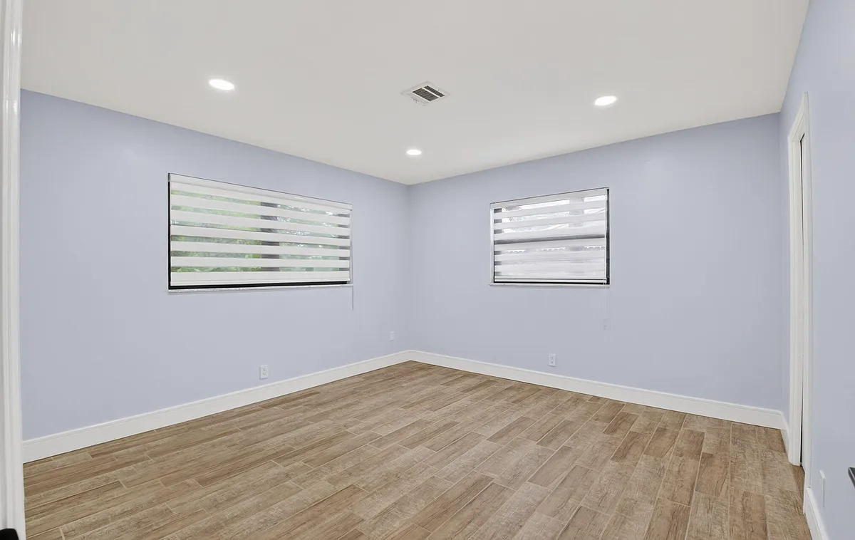 3 bed, 2.0 bath, 1604 sqft, $4,500 — Photo 4