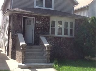 5519 Feathercreek Rd, Melrose Park, IL 60443