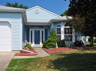 104 Hancock Dr, Little Egg Harbor, NJ