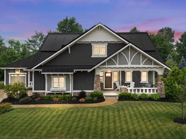10053 Foxwood Psge, Fort Wayne, IN 46835