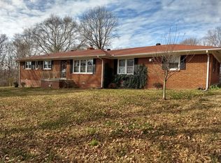 653 Sycamore Rd, Dickson, TN 37055