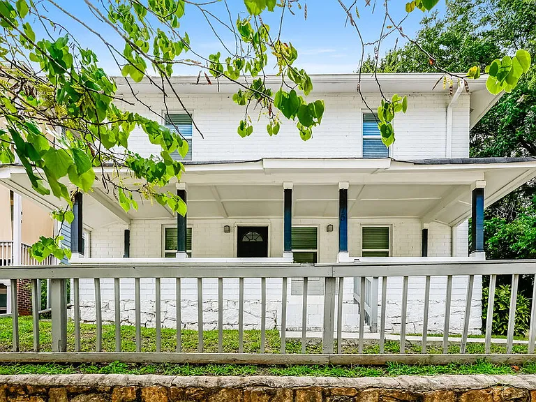 1175 McDaniel St SW — Photo 1