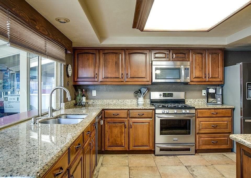 1st image of 1313 Cherry Hill Ln