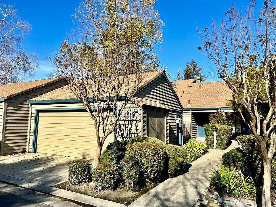 1st image of 7418 Lighthouse Dr