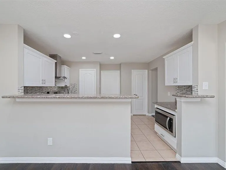 4007 Starbridge Pointe Ln — Photo 10
