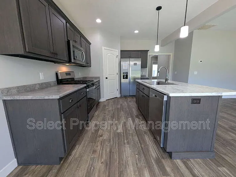 1408 Sacred Oak Ct — Photo 10