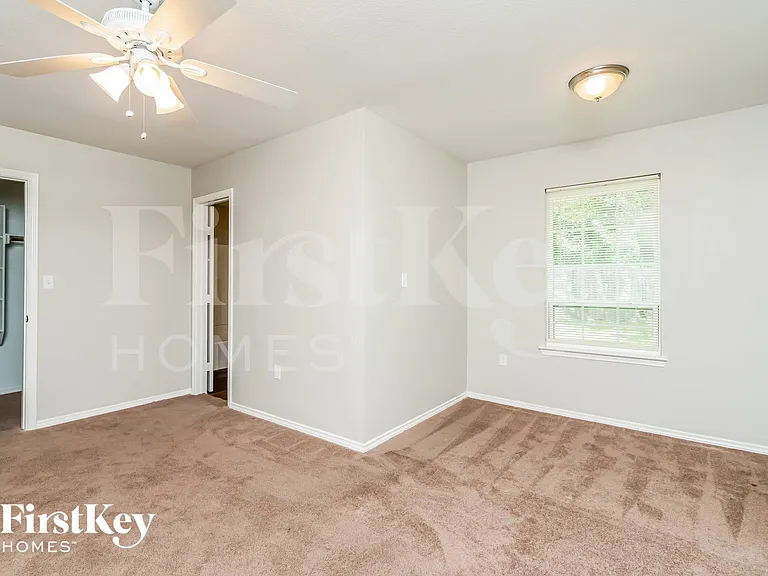 15639 Danson Dr — Photo 7