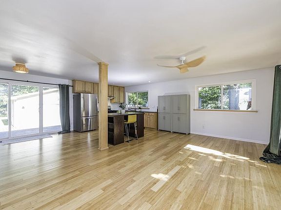 2nd image of 11211 8th AVENUE