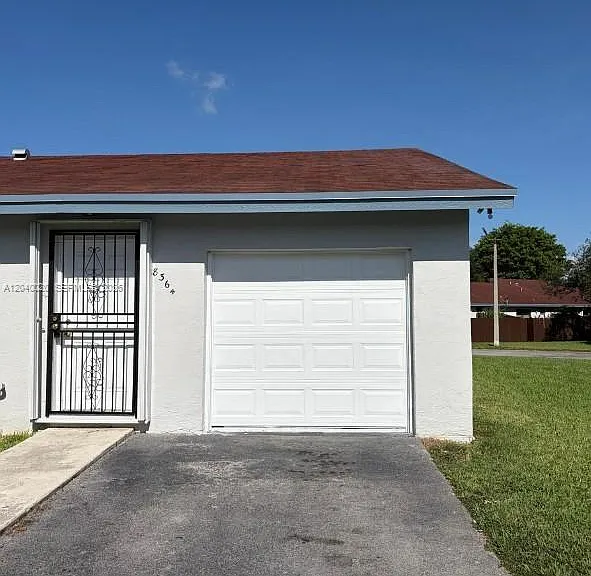 28364 SW 140th Pl — Photo 2