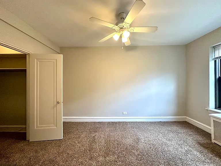 1033 W Loyola Ave #404 — Photo 15