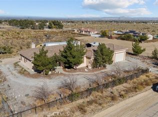 4834 Smoketree Rd, Phelan, CA 92371