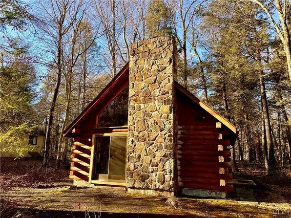 24 Skyline Dr, Albrightsville, PA 18210