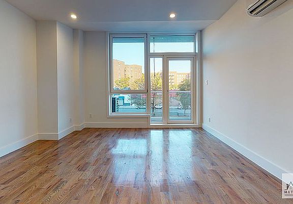 5th image of 13828 Queens Blvd APT 2H