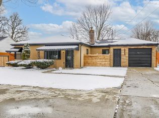 2477 Covert Rd, Burton, MI 48509