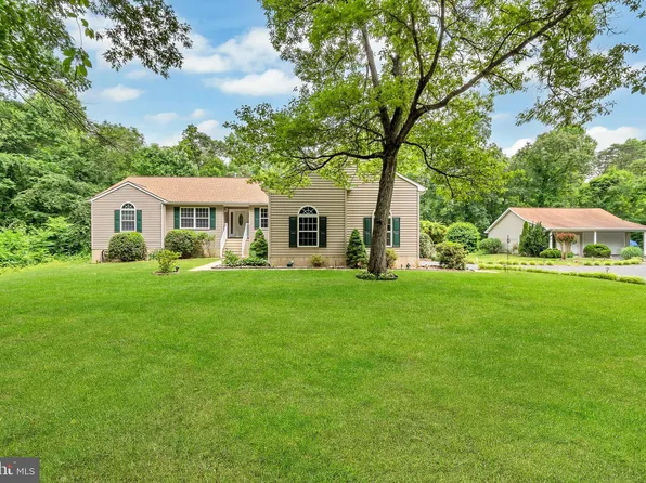 900 Harwood Rd, Harwood, MD 20776